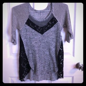Super soft 3/4 length sleeve top with black lace